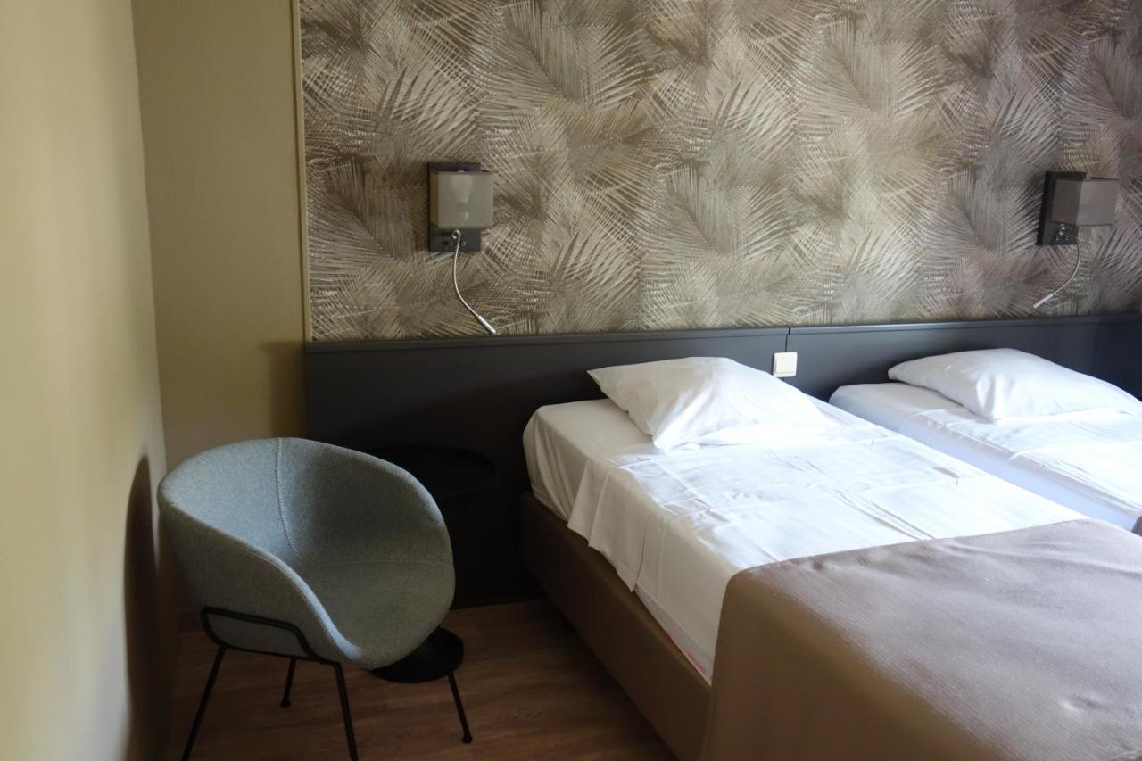 La Clochette Hotell Celles  Exteriör bild