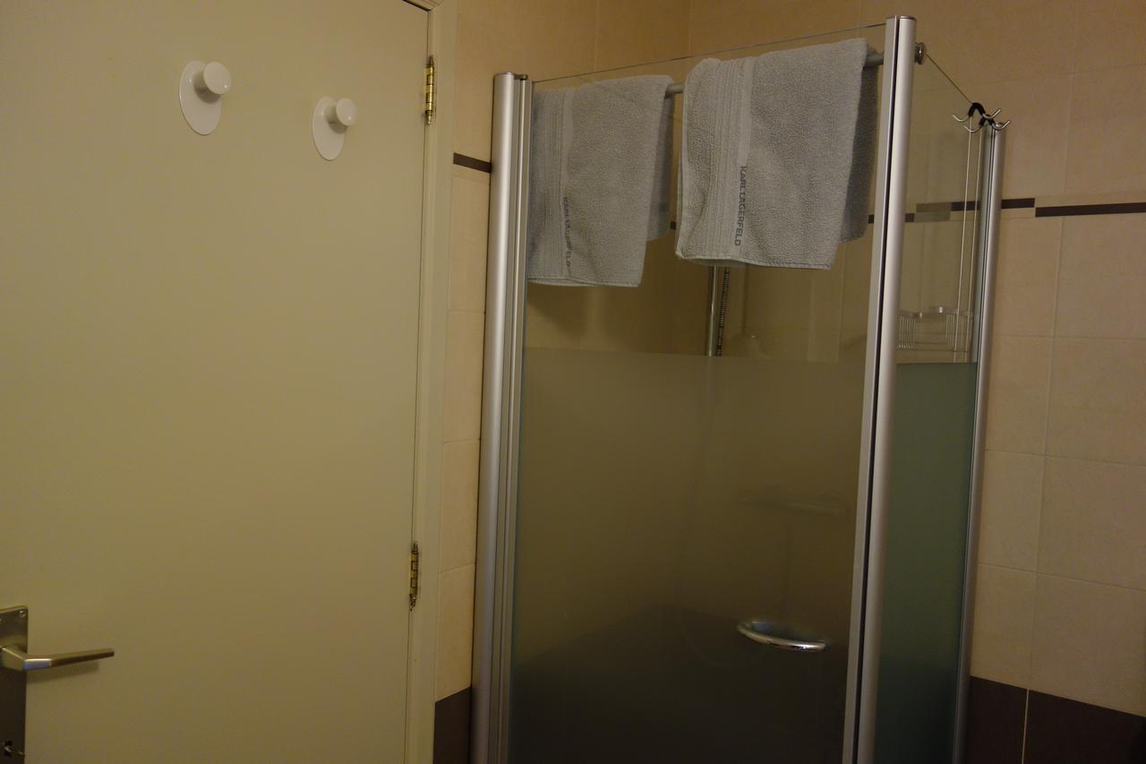 La Clochette Hotell Celles  Exteriör bild